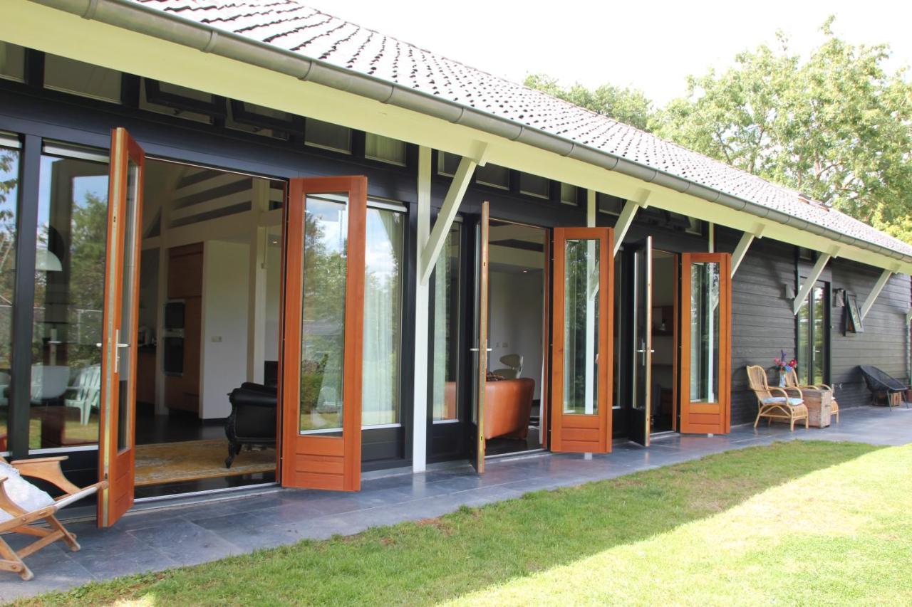 Вілла Familiehuis De Betuwe Met Prive Kunstgras Tennisbaan En Sauna Erichem Екстер'єр фото