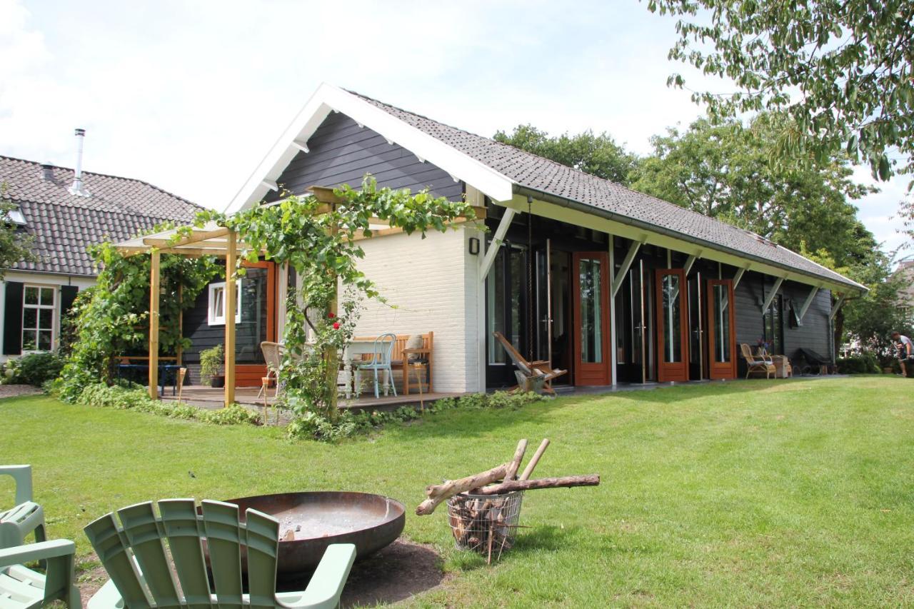 Вілла Familiehuis De Betuwe Met Prive Kunstgras Tennisbaan En Sauna Erichem Екстер'єр фото